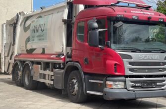 Рогатинська громада отримала новий сміттєвоз від шведських партнерів. Відео
