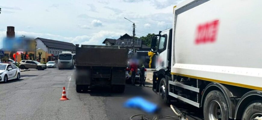 Минулих вихідних одна людина загинула, ще двоє травмувалися в ДТП на Прикарпатті