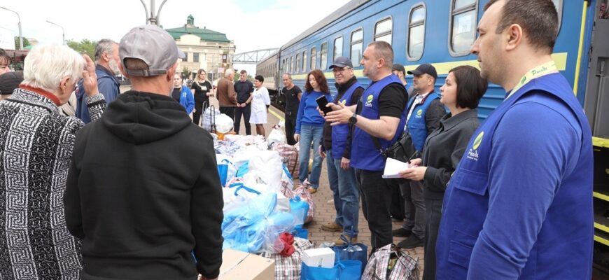 На Прикарпаття прибув черговий евакуаційний потяг