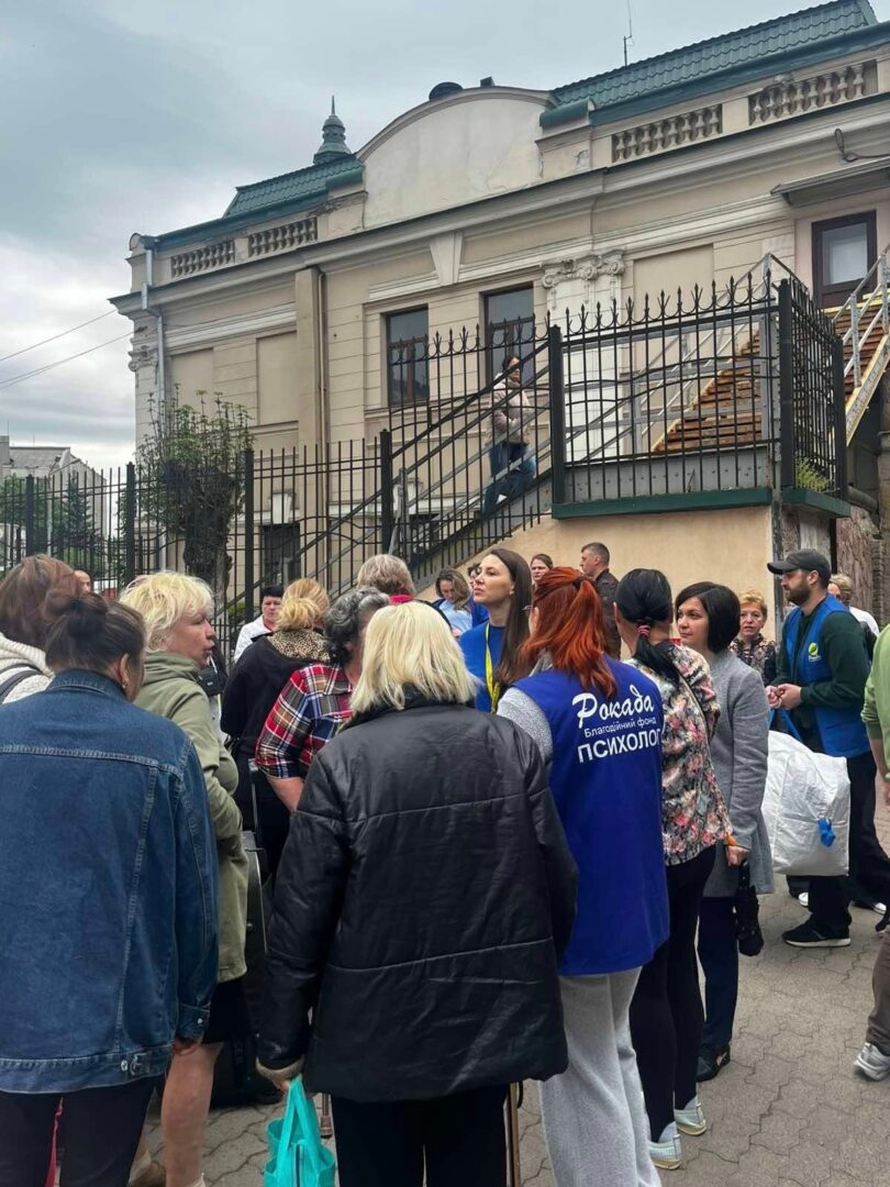 shzep - До Івано-Франківська прибули 19 людей із Донецької та Дніпропетровської областей - rai.ua