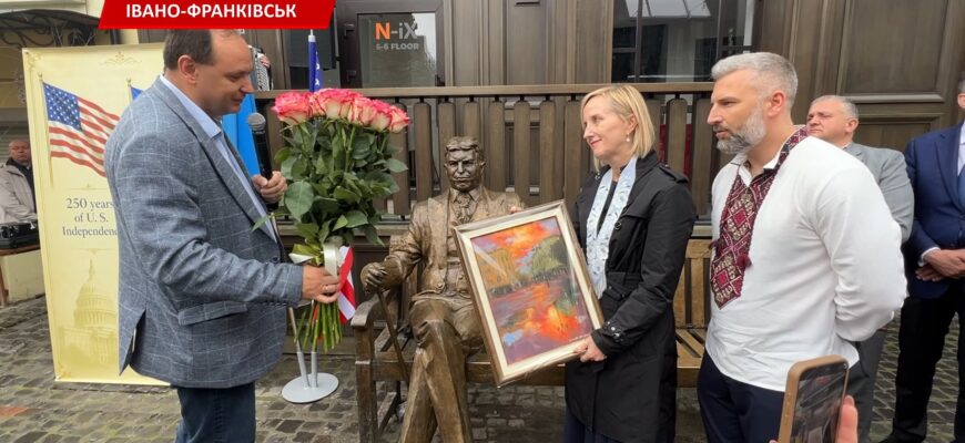 Івано-Франківську прийняв делегацію зі Сполучених Штатів Америки. Відео