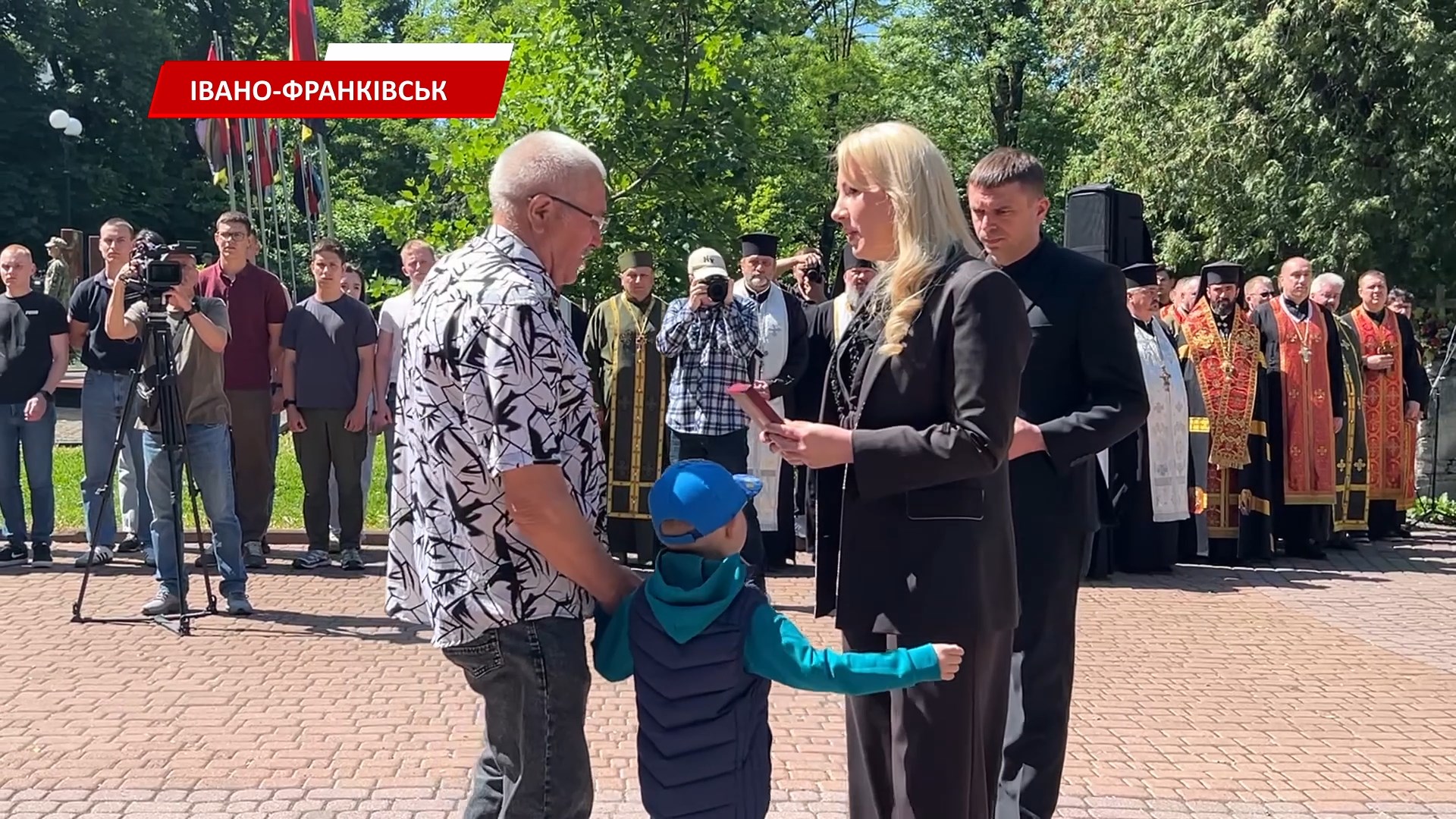 uvknr54fts - В Івано-Франківську відбувся традиційний «Дзвін пам’яті». Відео - rai.ua