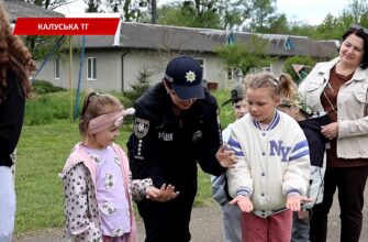 У Калуші поліцейські організували безбар’єрне спілкування для дітей з порушеннями слуху. Відео