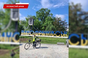 66-річний волонетр проїжджає тисячі кілометрів, збираючи донати. Відео