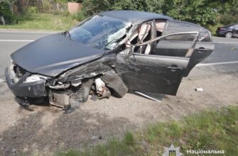 На Коломийщині внаслідок потрійної ДТП травмовано водія