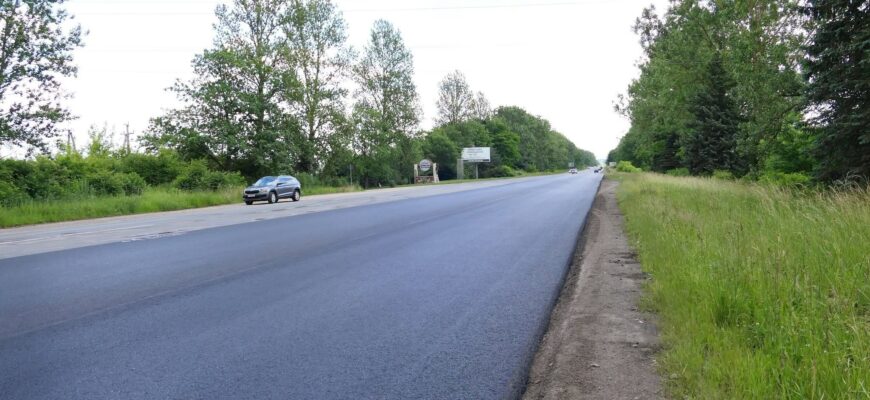 На дорогах Прикарпаття продовжуються ремонтні роботи