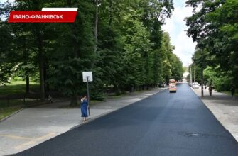 В Івано-Франківську відкрили для руху оновлену частину вулиці Чорновола. Відео