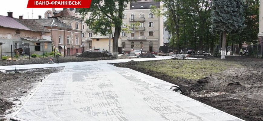 В Івано-Франківську замість московської церкви будують храм. Відео