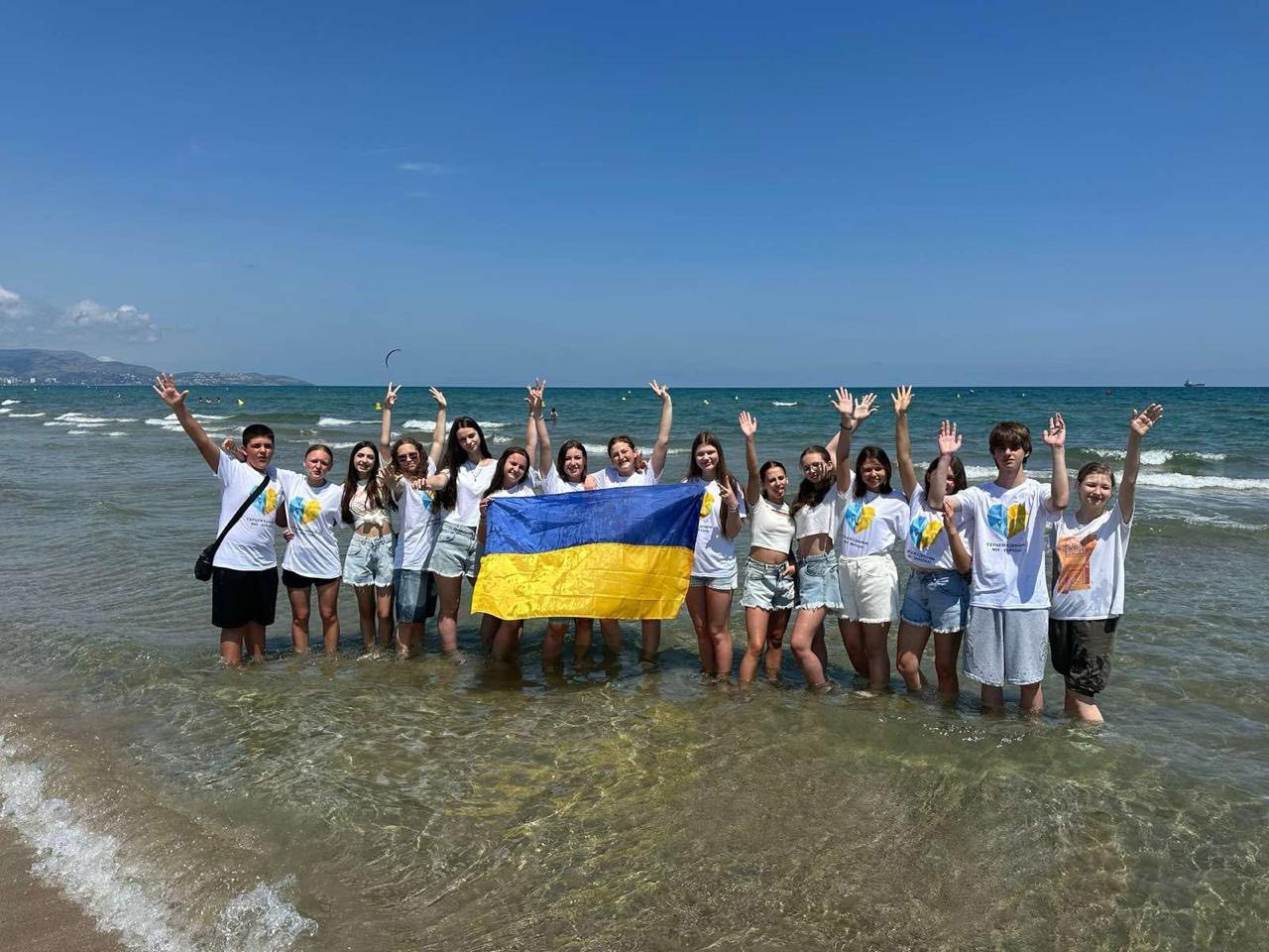 vegshshchp - Амбасадори проєкту «Серцем єдиним, ми — Україна!» відпочивають в Іспанії - rai.ua