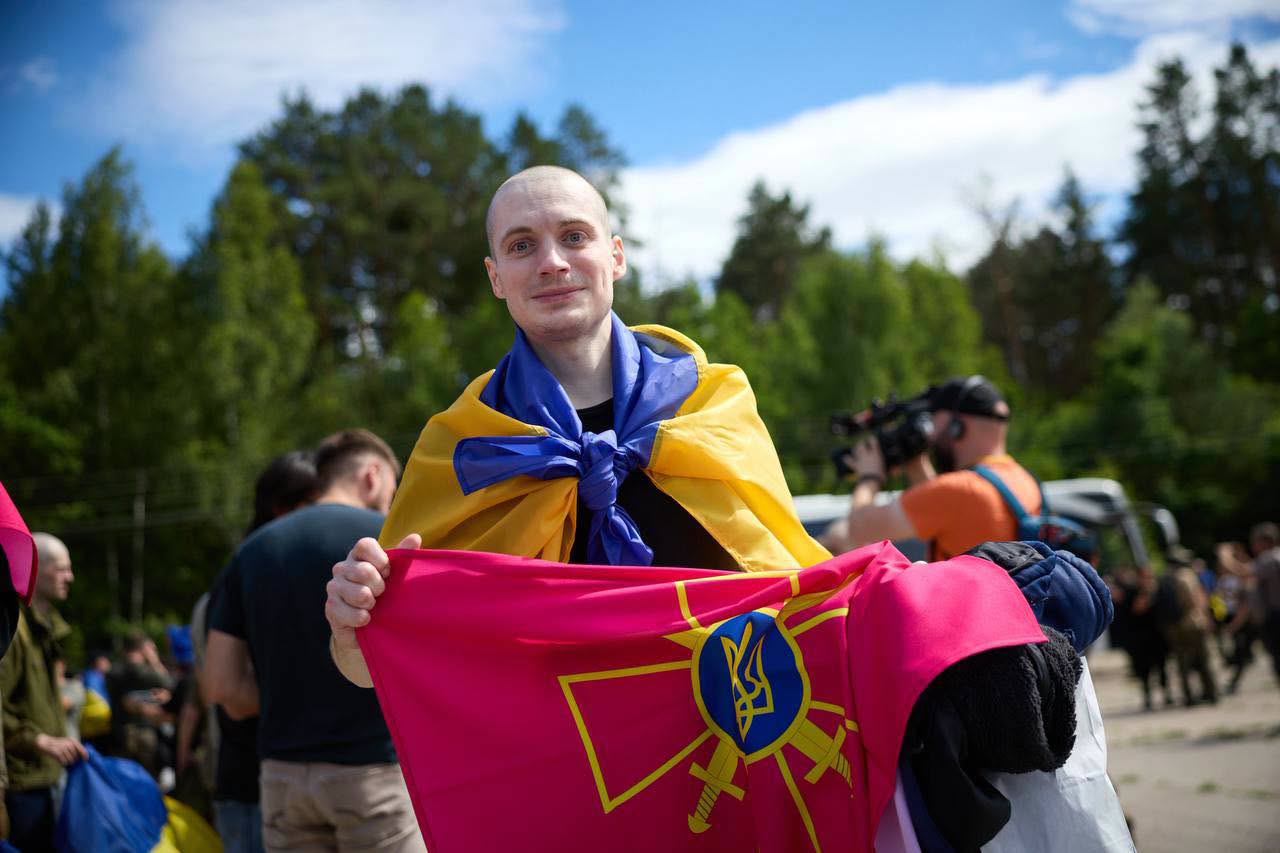 vslnad - З російського полону повернулися 160 українських військових - rai.ua