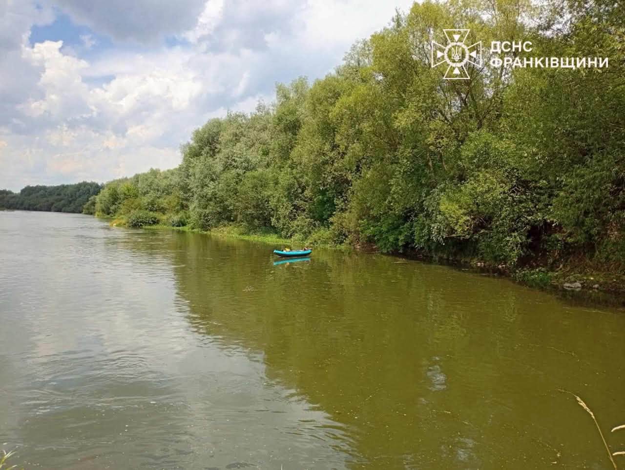 6shpshchd 1 - На Дністрі двоє чоловіків опинилися заблокованими на острівці посеред річки - rai.ua