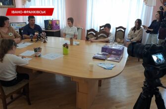 В Івано-Франківську стартував збір коштів для акції «Перший портфелик». Відео