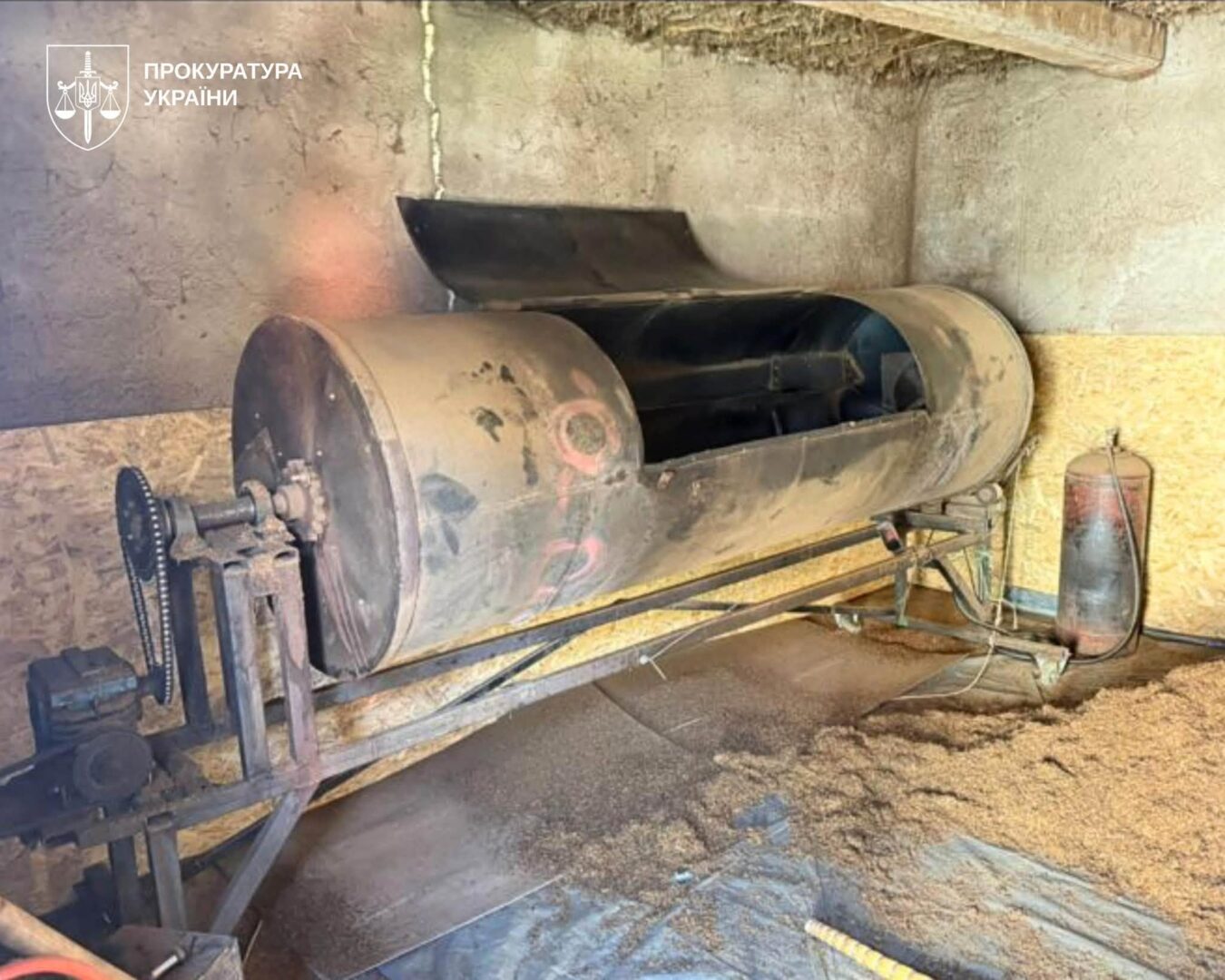 dbshzh - 3,3 тонни сировини: на Тернопільщині викрито незаконне виробництво тютюну - rai.ua