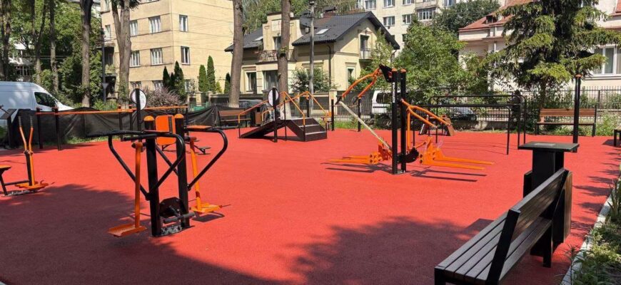 Для пацієнтів міської клінічної лікарні №1 відкрили реабілітаційний майданчик