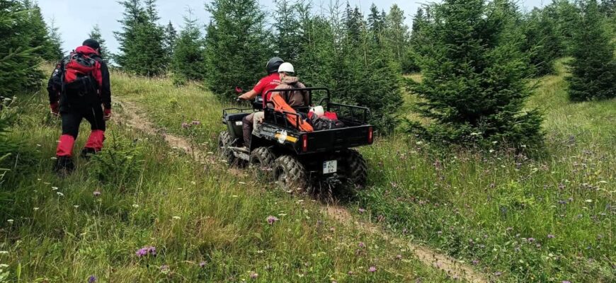 Рятувальники допомогли туристу на горі Круглий Явірник