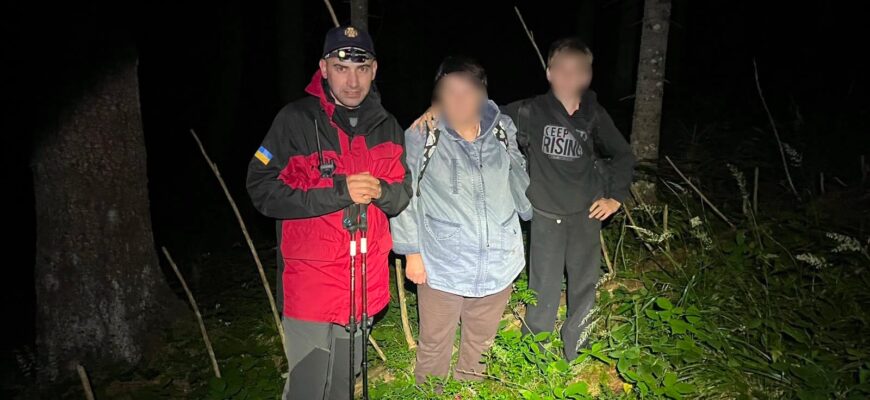 За добу гірські рятувальники тричі допомагали туристам у Карпатах
