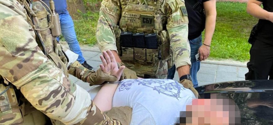 Дзвонили і обіцяли повернути гроші з інвестицій: у Львові викрили кол-центр