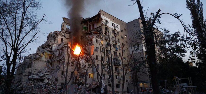 У Києві триває ліквідація наслідків російської атаки: загинули 13 людей