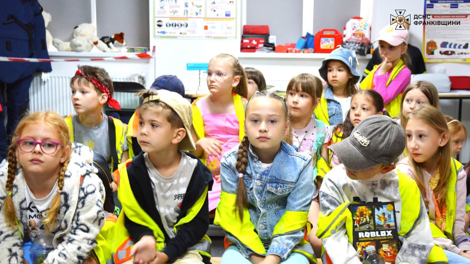 oshchzhosa - Майже 30 дітей навчалися правилам безпеки у Класі безпеки рятувальників - rai.ua