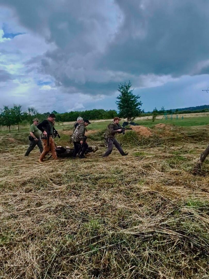 pyshdzhp - Працівники Надвірнянської РДА пройшли базову підготовку до національного спротиву - rai.ua