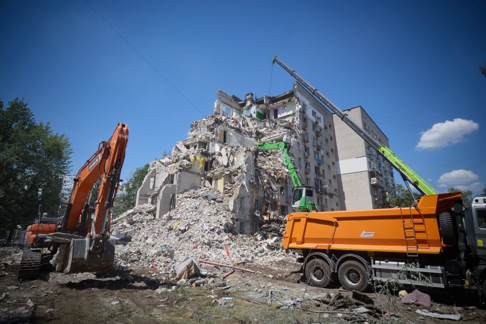 pzhshzhshch - У Києві ще продовжуються аварійно-рятувальні роботи - rai.ua