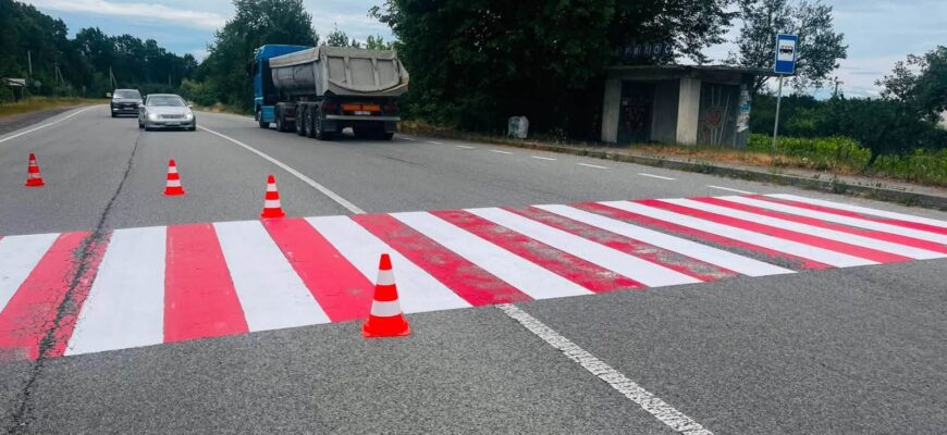 На дорогах Прикарпаття державного значення тривають ремонтні роботи
