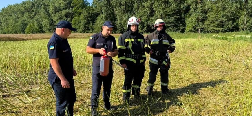 Жнива на Прикарпатті - у полі зору офіцерів-рятувальників громад