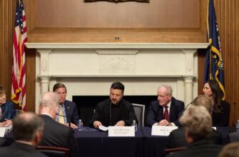 Володимир Зеленський зустрівся із представниками обох партій Сенату