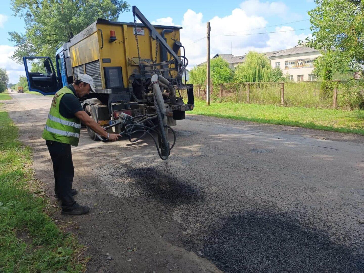 zdiie - На дорогах Прикарпаття державного значення тривають ремонтні роботи - rai.ua