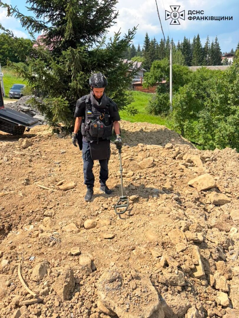 amgnpyn 1 - Піротехніки знищили 18 вибухонебезпечних предметів часів Другої світової війни - rai.ua