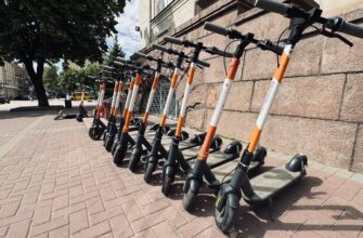 Поліцейські нагадують: електросамокати - це не іграшка