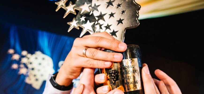 Три вчительки з Прикарпаття – серед півфіналістів премії Global Teacher Prize Ukraine 2026