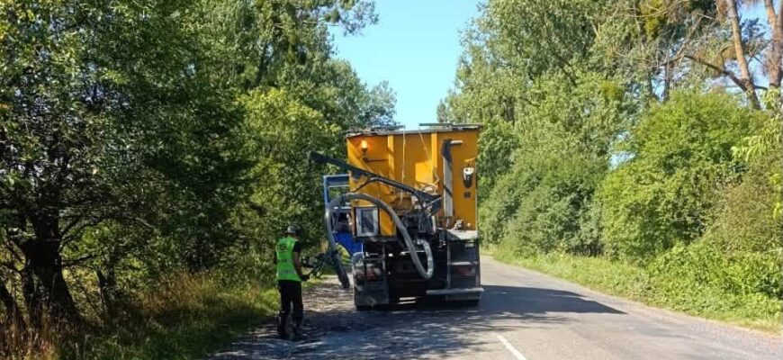 Тривають роботи з експлуатаційного утримання доріг державного значення