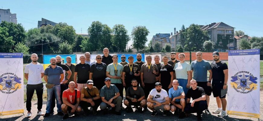 На Прикарпатті для ветеранів провели майстер-клас і змагання зі стрільби з лука