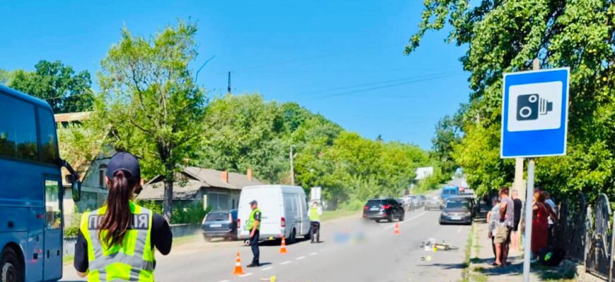 У Снятині водій легковика збив 76-річного велосипедиста