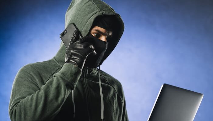 Поліцейські попереджають про шахрайську схему