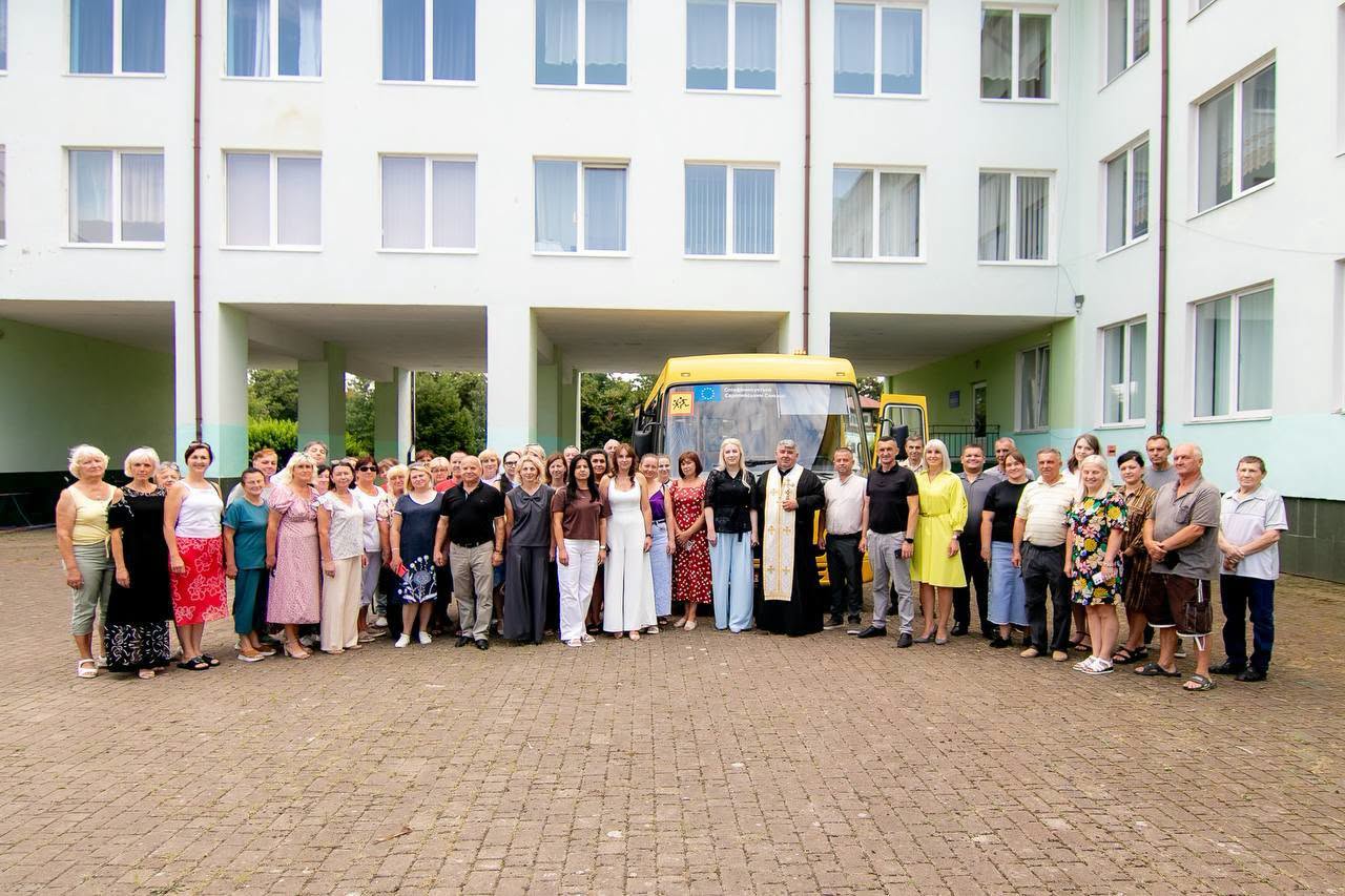 trzhshiuynr 1 - Ще один шкільний автобус поповнив автопарк Солотвинської громади - rai.ua