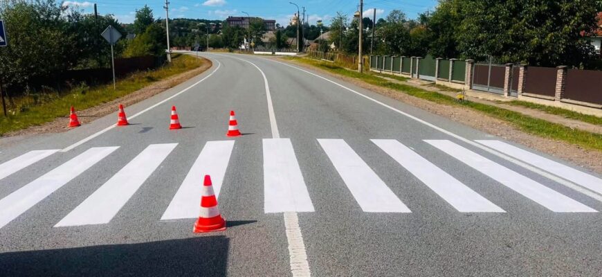 Ремонтні бригади продовжують відновлювати дороги державного значення