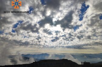 На горі Піп Іван фіксують +10°С