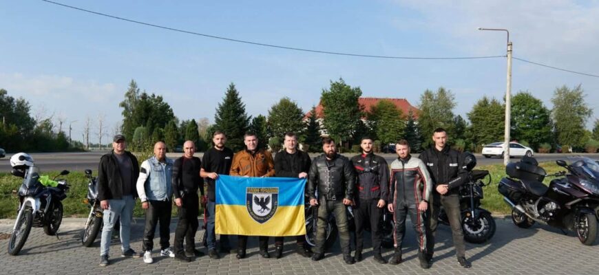 На Прикарпатті відбувся мотопробіг на честь загиблих поліцейських-захисників