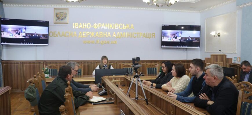 На Прикарпатті обговорили безпеку в установах виконання покарань