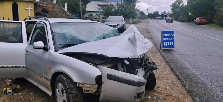 На Косівщині поліцейські затримали нетверезого водія, який спричинив ДТП