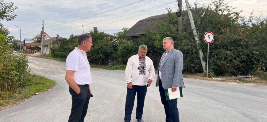 Обласна влада перевірила стан доріг у Городенківській громаді