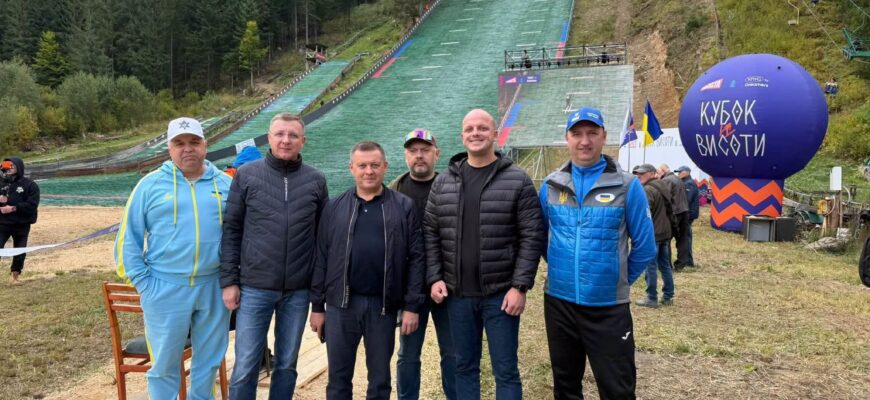 У Ворохті вдруге відбулися змагання зі стрибків на лижах з трампліна