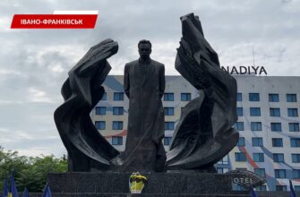 В Івано-Франківську провели ювілейні франкові читання. Відео