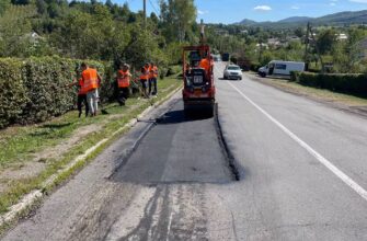 Дорожники Прикарпаття продовжують ремонт аварійних ділянок
