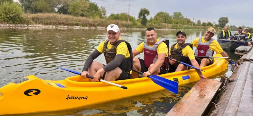 У Бурштині відбулися змагання з каякінгу серед ветеранів та захисників