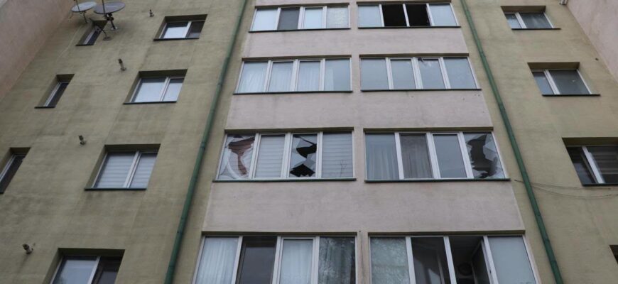 Внаслідок російського удару в місті пошкоджено багатоповерхівку - вибито 15 вікон
