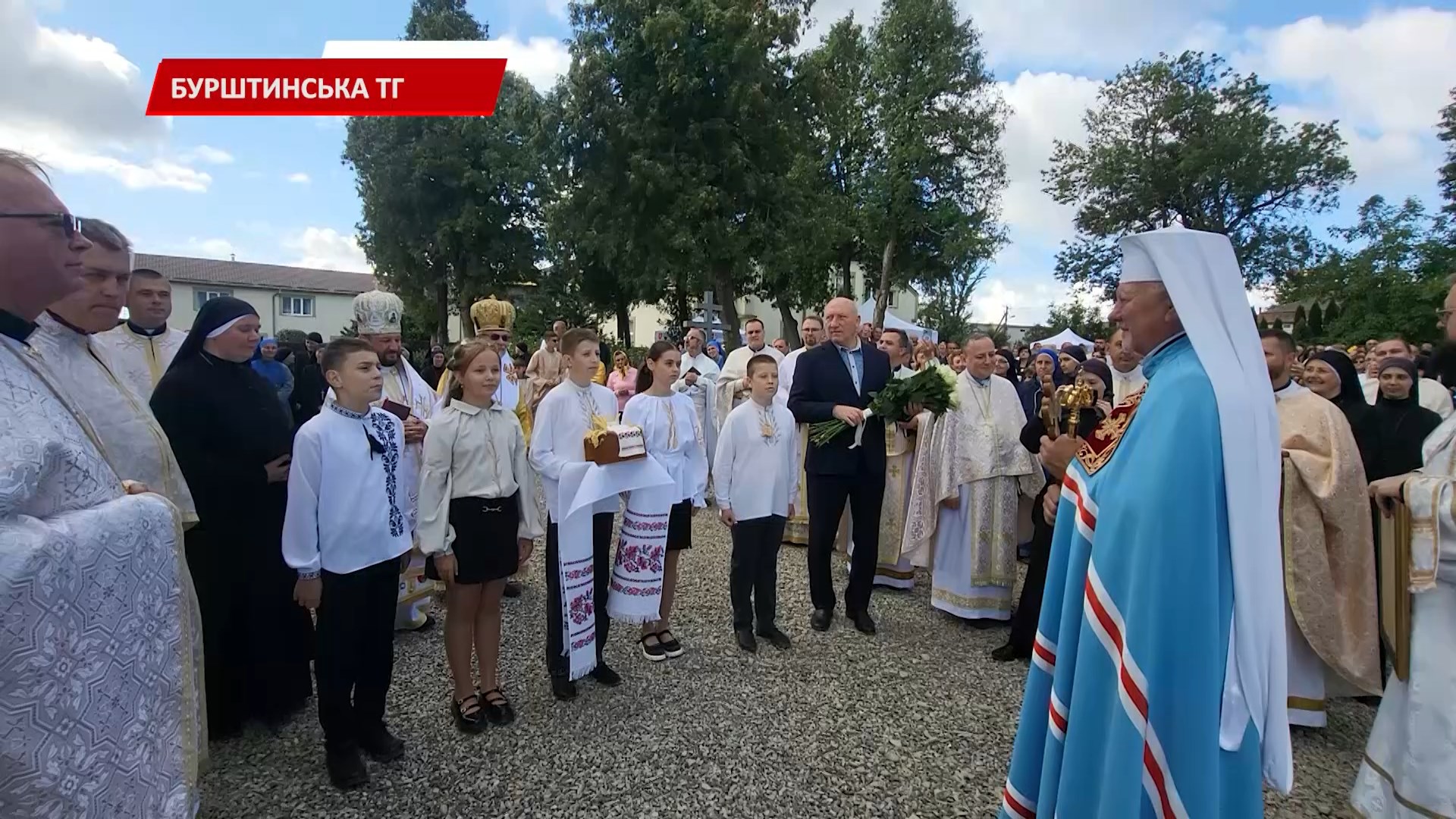 vska - У Бурштині освятили монастирський храм Святої Софії Премудрості. Відео - rai.ua