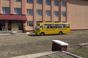 Турківський ліцен отримав новий шкільний автобус. Відео